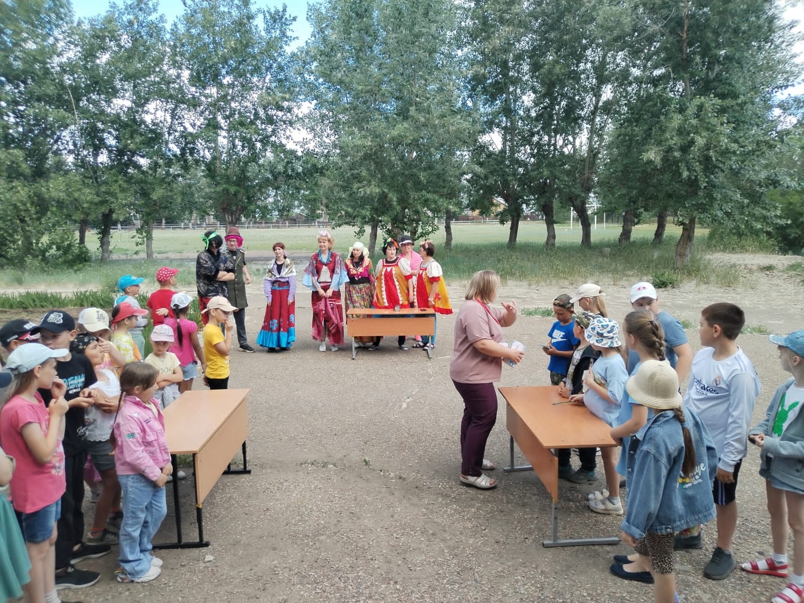 День самоуправления в пришкольном лагере..